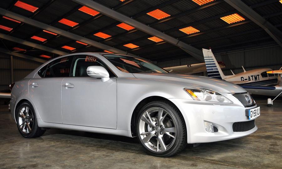  Lexus IS250 2009 года  (фото 7 из 10)